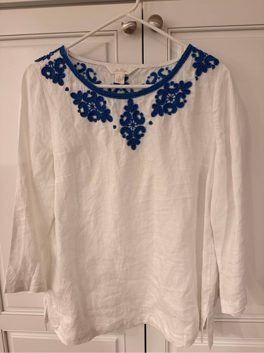 Lilly Pulitzer White Linen Top with Blue Embroidered Neck… beaded. Size 8